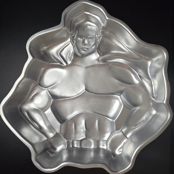 Vintage Wilton 1977 DC Comic Superman Cake Pan - Picture 3 of 8